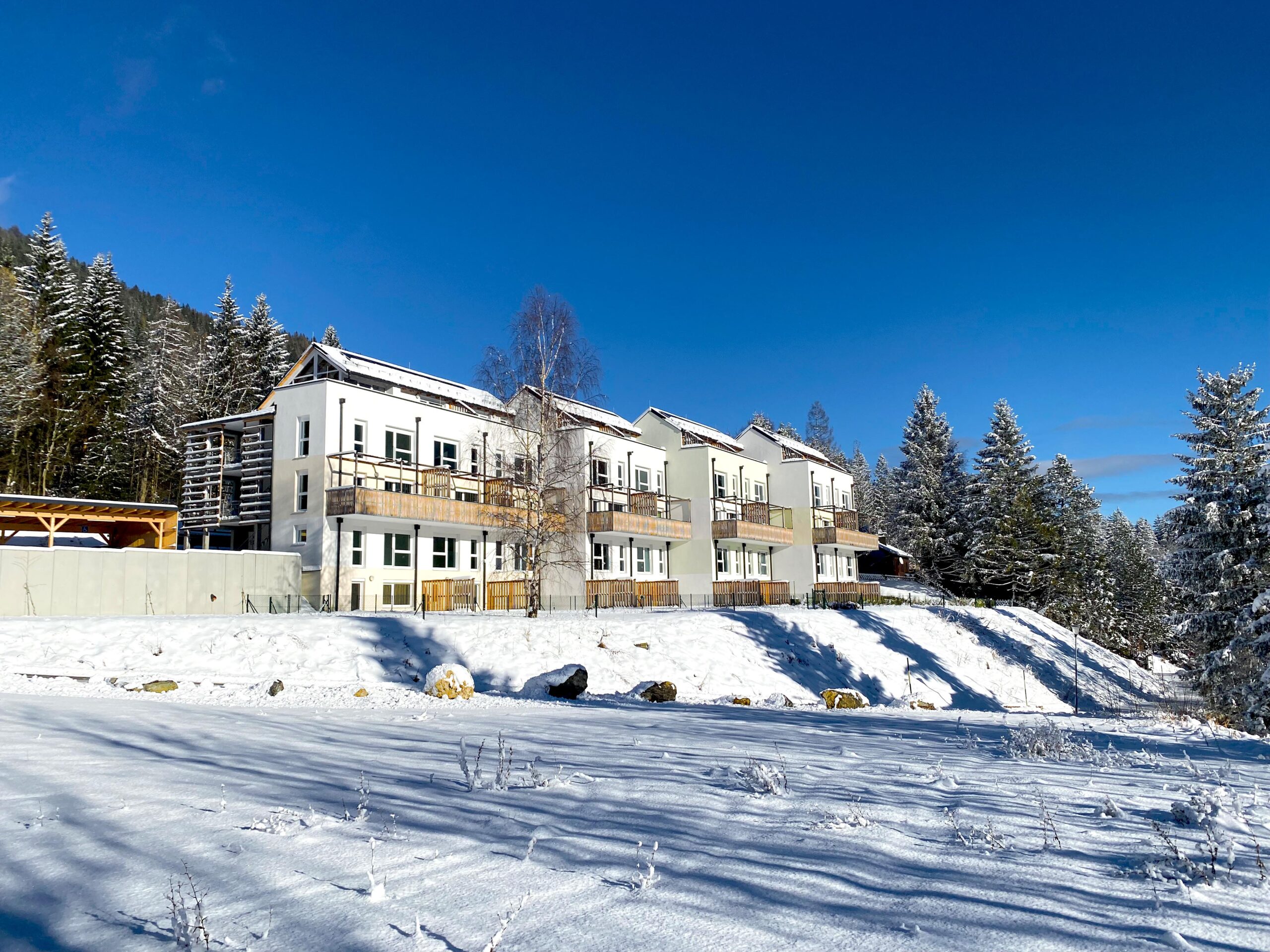 01 flair bautraeger semmering wohnanlage vorne.jpg