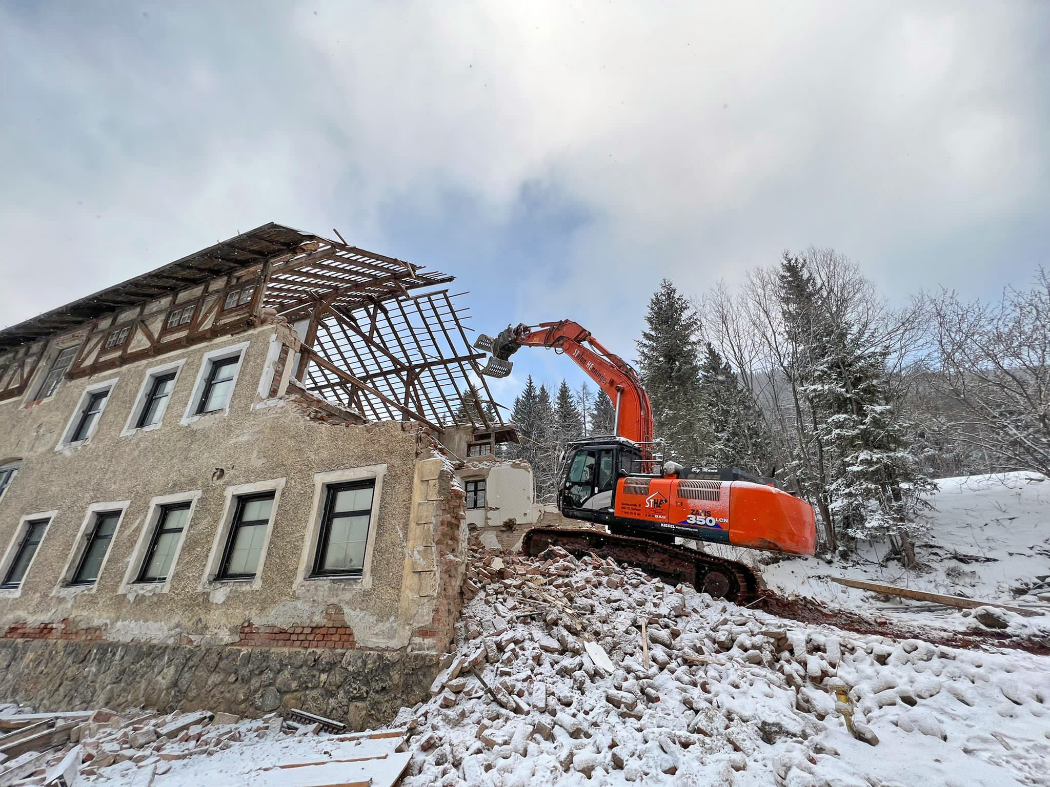 kw04 abbruch flair semmering 03 ezfb5743